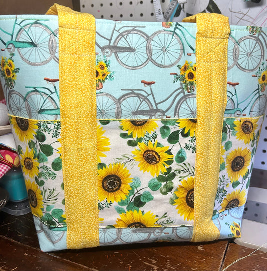 Tote bag with sunflowers